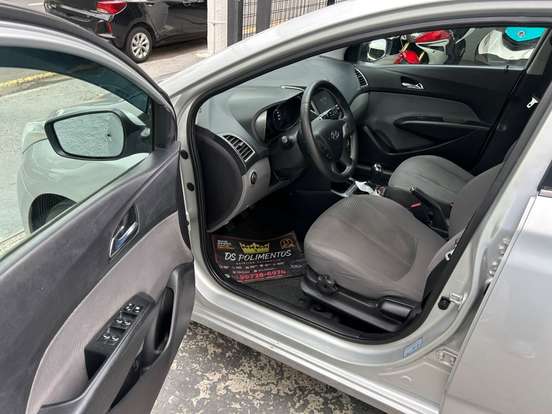HYUNDAI-HB20S-2014
