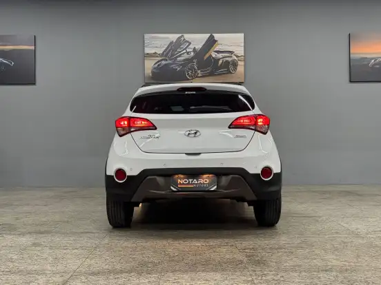 HYUNDAI-HB20X-2017