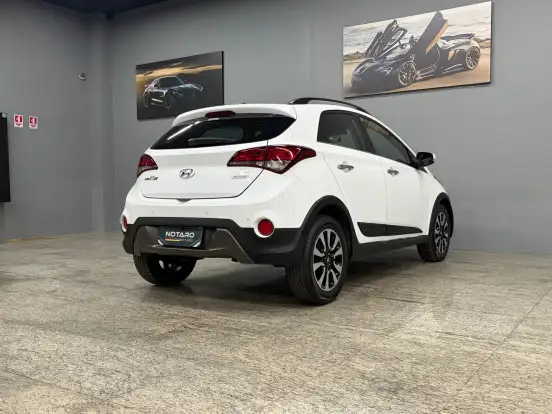 HYUNDAI-HB20X-1.6 16V PREMIUM FLEX 4P AUTOMÁTICO HYUNDAI-HB20X-2017