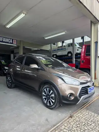 HYUNDAI HB20X 1.6 16V STYLE FLEX 4P MANUAL