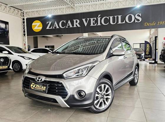 HYUNDAI HB20X 1.6 16V PREMIUM FLEX 4P AUTOMÁTICO