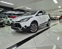 HYUNDAI HB20X 1.6 16V STYLE FLEX 4P AUTOMÁTICO HYUNDAI HB20X 1.6 16V STYLE FLEX 4P AUTOMÁTICO