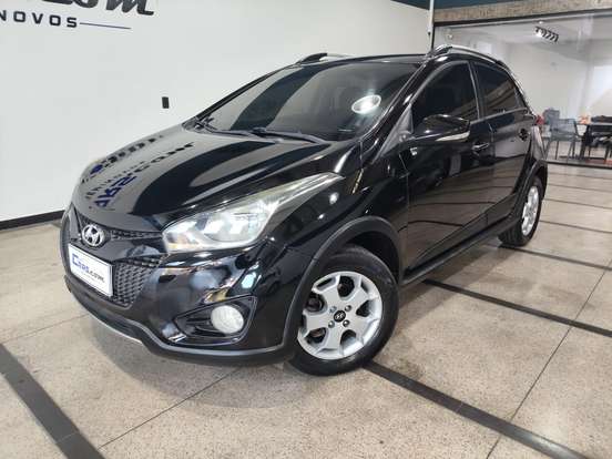 HYUNDAI-HB20X-2013