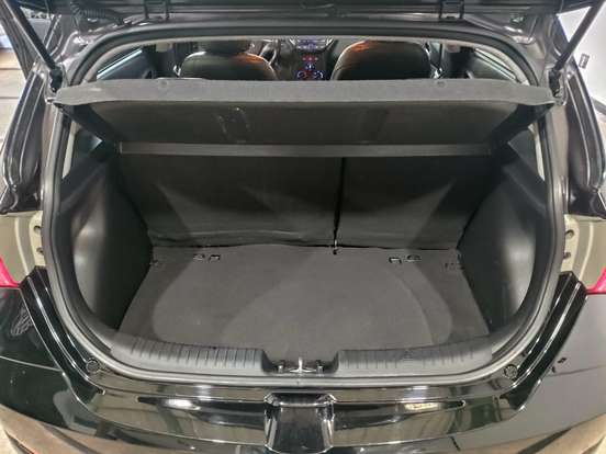 HYUNDAI-HB20X-2013