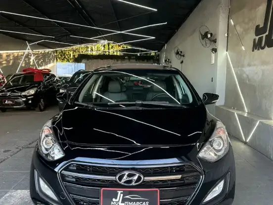 HYUNDAI-I30-1.8 MPI 16V GASOLINA 4P AUTOMATICO HYUNDAI-I30-2015
