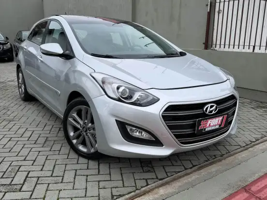 HYUNDAI-I30-1.8 MPI 16V GASOLINA 4P AUTOMATICO HYUNDAI-I30-2015