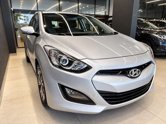 HYUNDAI-I30-1.6 MPFI 16V FLEX 4P AUTOMÁTICO HYUNDAI-I30-2013