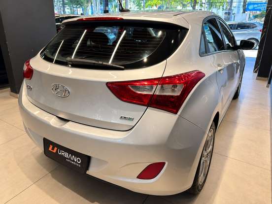 HYUNDAI-I30-1.6 MPFI 16V FLEX 4P AUTOMÁTICO HYUNDAI-I30-2013