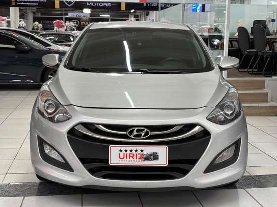 HYUNDAI-I30-1.8 MPI 16V GASOLINA 4P AUTOMATICO HYUNDAI-I30-2015