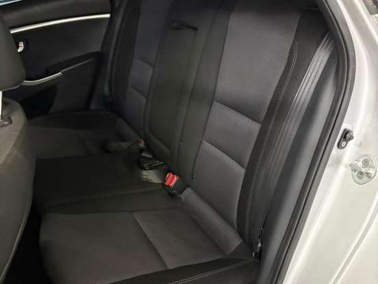 HYUNDAI-I30-2015