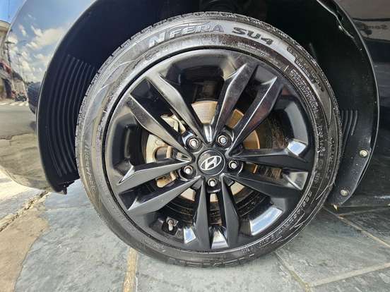 HYUNDAI-I30-1.8 MPI 16V GASOLINA 4P AUTOMATICO HYUNDAI-I30-2015