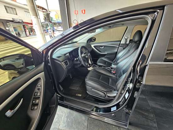 HYUNDAI-I30-2015