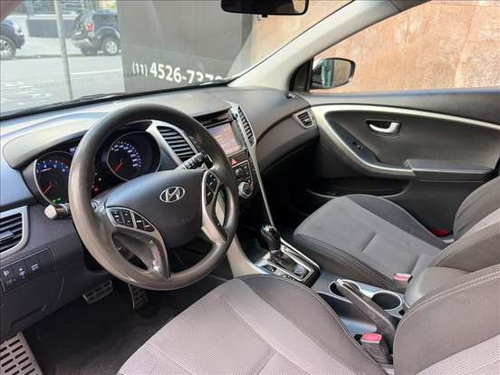 HYUNDAI-I30-1.8 MPI 16V GASOLINA 4P AUTOMATICO HYUNDAI-I30-2013