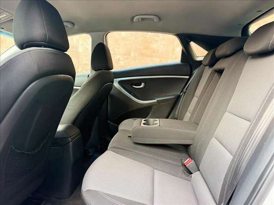 HYUNDAI-I30-1.8 MPI 16V GASOLINA 4P AUTOMATICO HYUNDAI-I30-2013