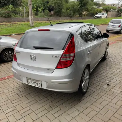 HYUNDAI-I30-2010