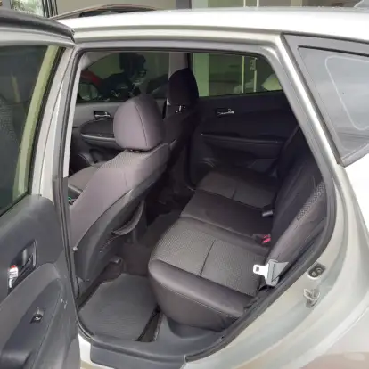 HYUNDAI-I30-2010