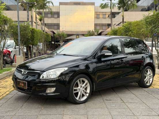 HYUNDAI-I30-2010