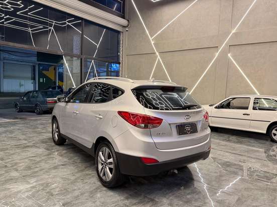 HYUNDAI-IX35-2.0 MPFI 16V FLEX 4P AUTOMÁTICO HYUNDAI-IX35-2016