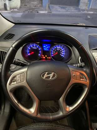 HYUNDAI-IX35-2.0 MPFI GLS 4X4 16V GASOLINA 4P AUTOMÁTICO HYUNDAI-IX35-2010