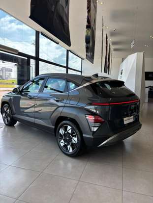 HYUNDAI-KONA-2025