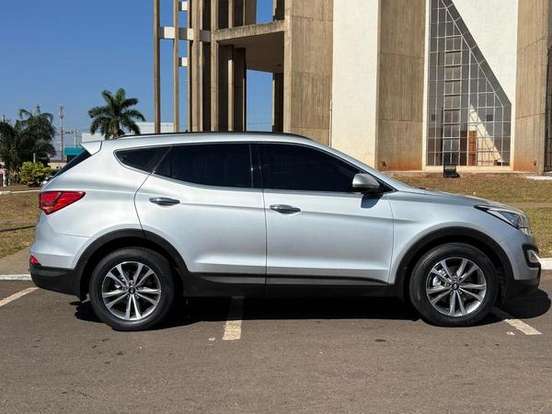 HYUNDAI-SANTA FÉ-3.3 MPFI 4X4 7 LUGARES V6 270CV GASOLINA 4P AUTOMÁTICO HYUNDAI-SANTA FÉ-2015