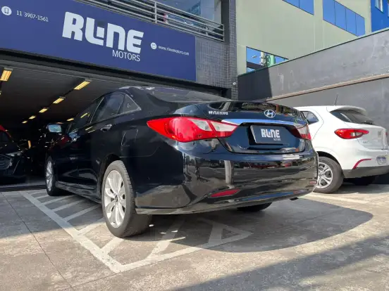 HYUNDAI-SONATA-2012