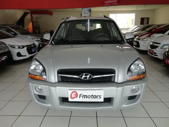 HYUNDAI-TUCSON-2012