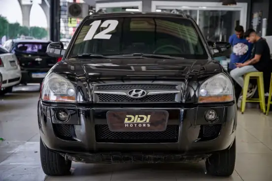 HYUNDAI-TUCSON-2011