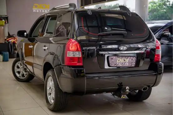 HYUNDAI-TUCSON-2011
