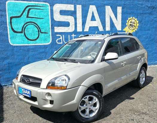 HYUNDAI-TUCSON-2011