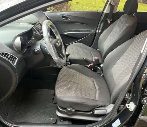 HYUNDAI-HB20-2018