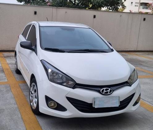 HYUNDAI HB20 1.0 COMFORT PLUS 12V FLEX 4P MANUAL