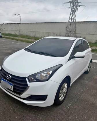 HYUNDAI HB20 1.6 COMFORT PLUS 16V FLEX 4P AUTOMÁTICO