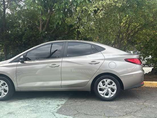 HYUNDAI-HB20S-1.0 12V FLEX VISION MANUAL HYUNDAI-HB20S-2019