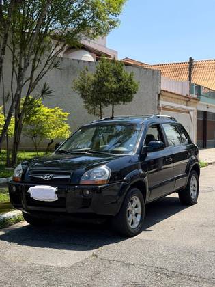 HYUNDAI TUCSON 2.0 MPFI GLS 16V 143CV 2WD GASOLINA 4P AUTOMÁTICO