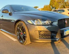 JAGUAR XE 2.0 16V INGENIUM P250 GASOLINA R-SPORT 4P AUTOMÁTICO JAGUAR XE 2.0 16V INGENIUM P250 GASOLINA R-SPORT 4P AUTOMÁTICO