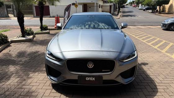JAGUAR XE 2.0 16V INGENIUM P250 GASOLINA R-DYNAMIC S 4P AUTOMÁTICO