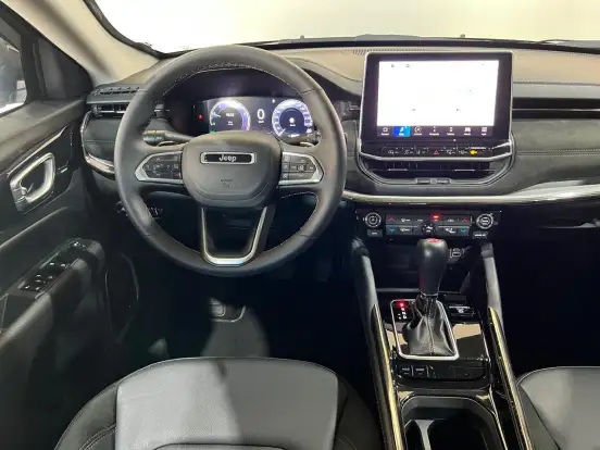 JEEP-COMMANDER-2024