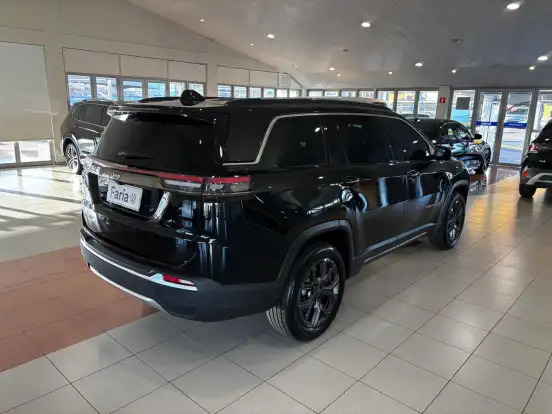 JEEP-COMMANDER-2025