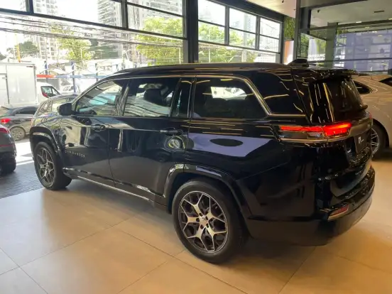 JEEP-COMMANDER-1.3 T270 TURBO FLEX OVERLAND AT6 JEEP-COMMANDER-2021