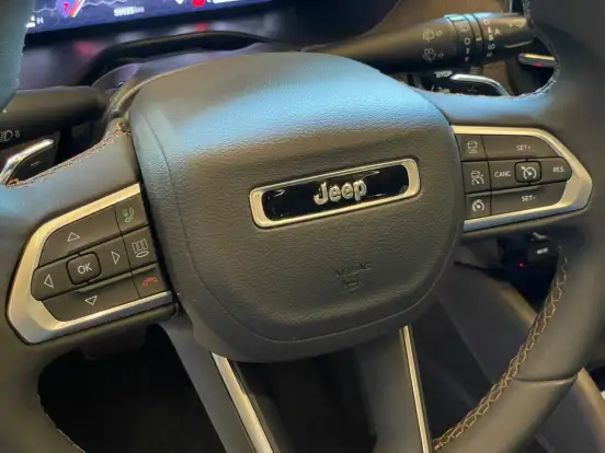 JEEP-COMMANDER-2021