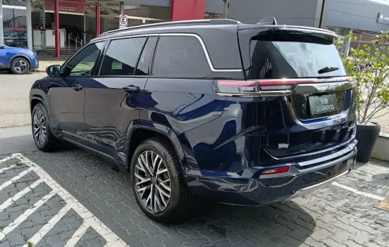 JEEP-COMMANDER-2025