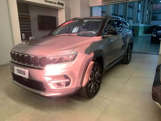 JEEP-COMMANDER-2023