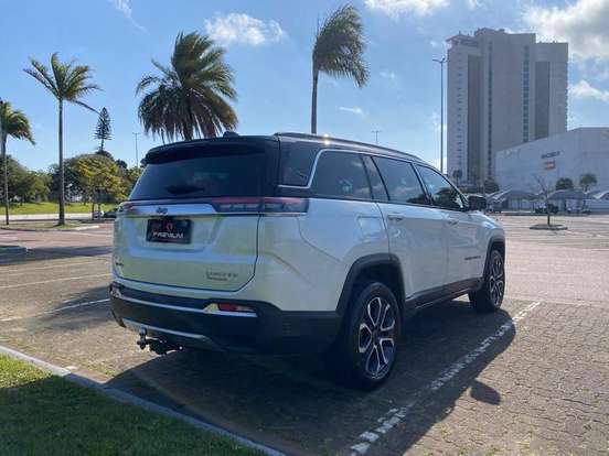 JEEP-COMMANDER-2023