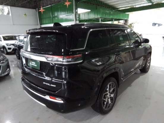 JEEP-COMMANDER-2024