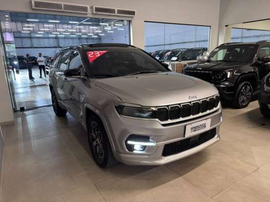 JEEP-COMMANDER-2023