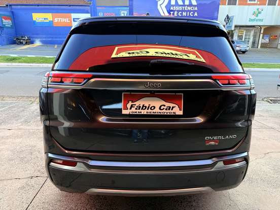 JEEP-COMMANDER-2024