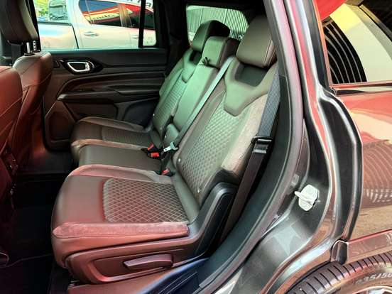 JEEP-COMMANDER-1.3 T270 TURBO FLEX OVERLAND AT6 JEEP-COMMANDER-2024