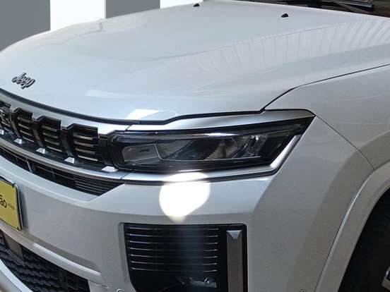 JEEP-COMMANDER-2025