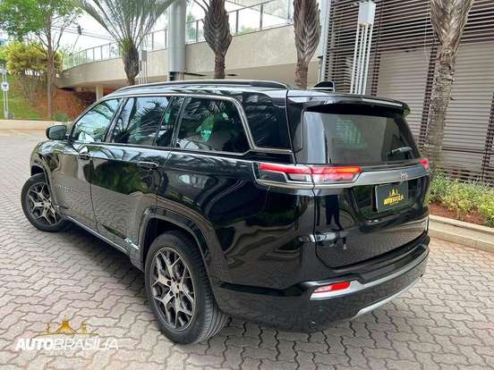 JEEP-COMMANDER-2024
